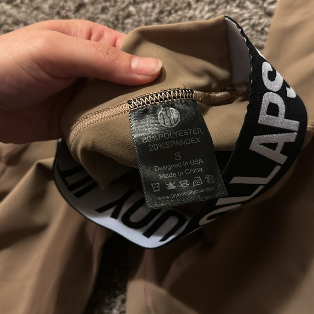 Til you collapse intensity branded workout set - Picture 9 of 10